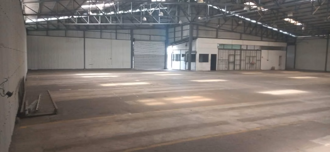 Alquiler / Renta Bodega en Condominio Tibás 2,060m2 - Imagen 6