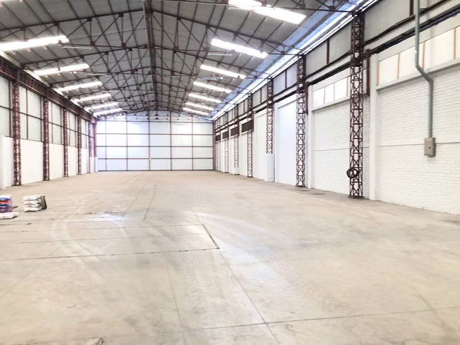 Alquiler / Renta Bodega en Condominio Tibás 2,060m2 - Imagen 8