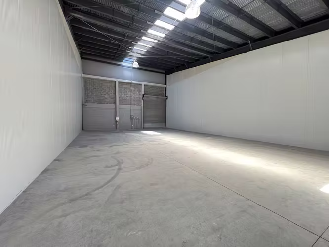 ALQUILER BODEGA INDUSTRIAL / COMERCIAL HEREDIA LAGUNILLA 630m2 - Imagen 9