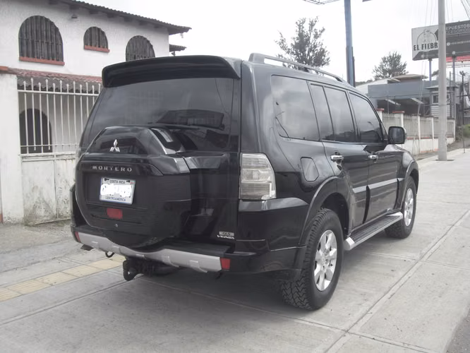 Mitsubishi Montero GLS 2016 Diesel