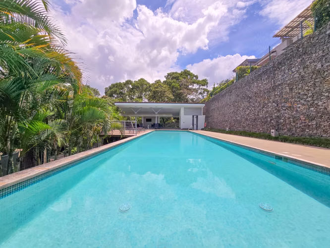 JABONCILLOS ESCAZU! CONDO CON VISTA / JARDIN Y LINEA BLANCA - Imagen 18