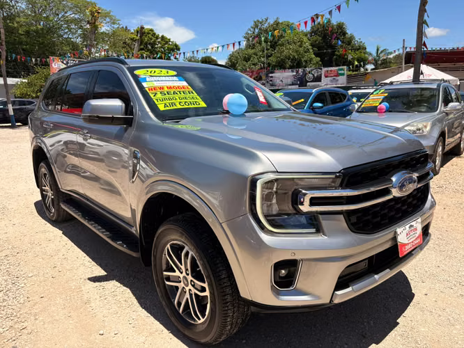 FORD EVEREST XLT-2023-AUTO-SHIFT TRONIC-7 PSJ- - Imagen 4