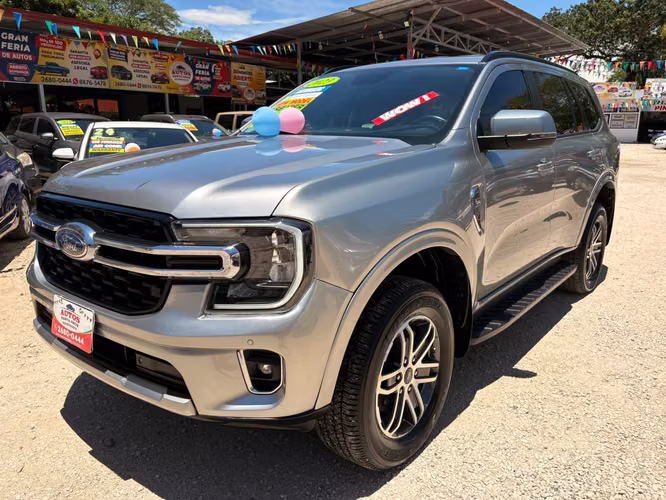 FORD EVEREST XLT-2023-AUTO-SHIFT TRONIC-7 PSJ-