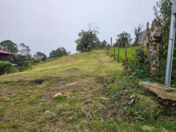 Lote de 720 m² con Agua y Luz Instaladas, Ideal para Construir en Cañón del Guarco
