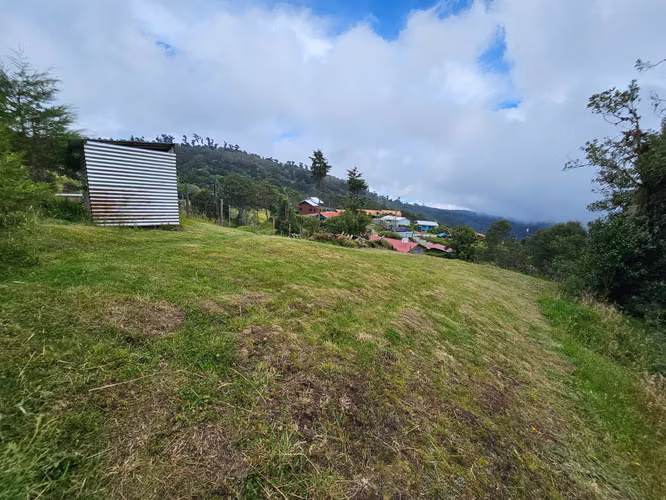 Lote de 720 m² con Agua y Luz Instaladas, Ideal para Construir en Cañón del Guarco