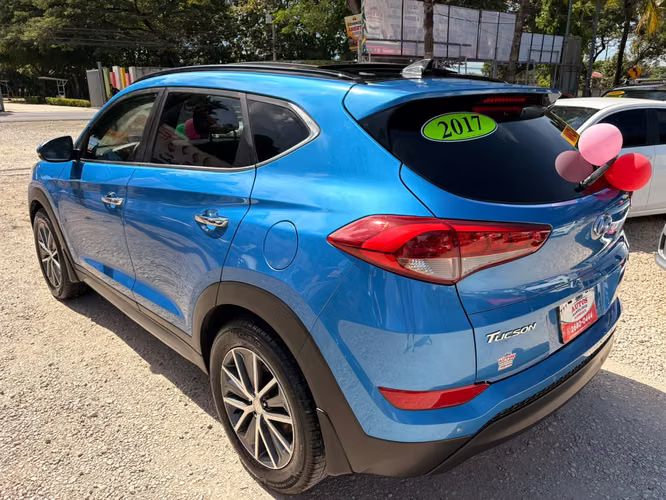HYUNDAI TUCSON GLS-2017-AUTOMATICO-SHIFT TRONIC-4X4-9.575.000 - Imagen 3