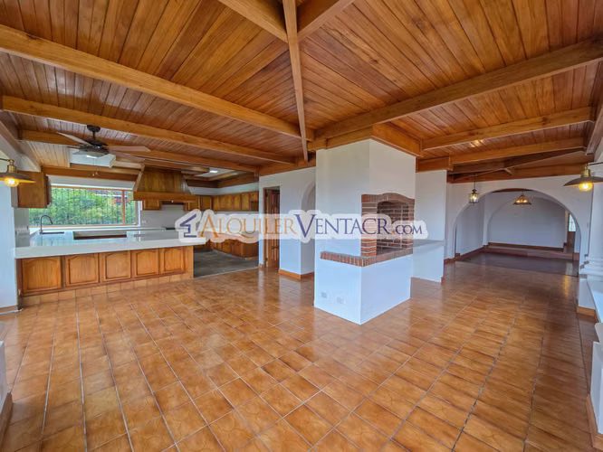 CASA DE UN NIVEL DE 900 M2 Y 3.500 M2 DE LOTE CON VISTAS EN ESCAZU - Imagen 9