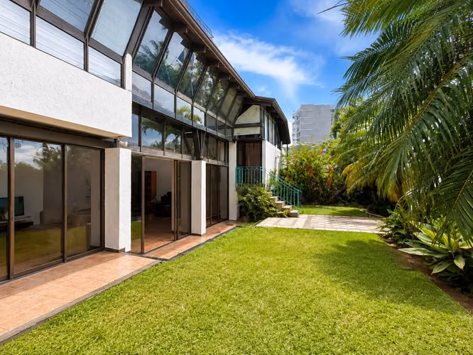 Casa en alquiler en Nunciatura – Uso de suelo mixto! P644