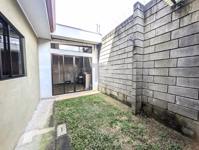 SE ALQUILA CASA SANTO TOMAS SANTO DOMINGO HEREDIA CONDOMINIO SCG19 - Imagen 17