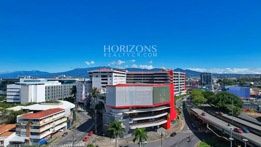 Local Comercial en Venta Mall San Pedro, 2do Piso, 70m2 HRC39 - Imagen 1