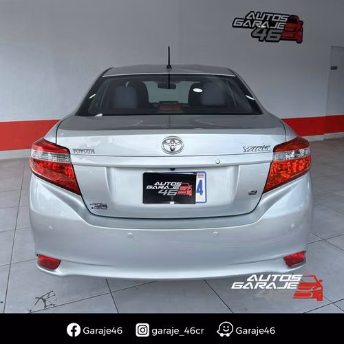 TOYOTA YARIS E 2018 Automático - Imagen 5