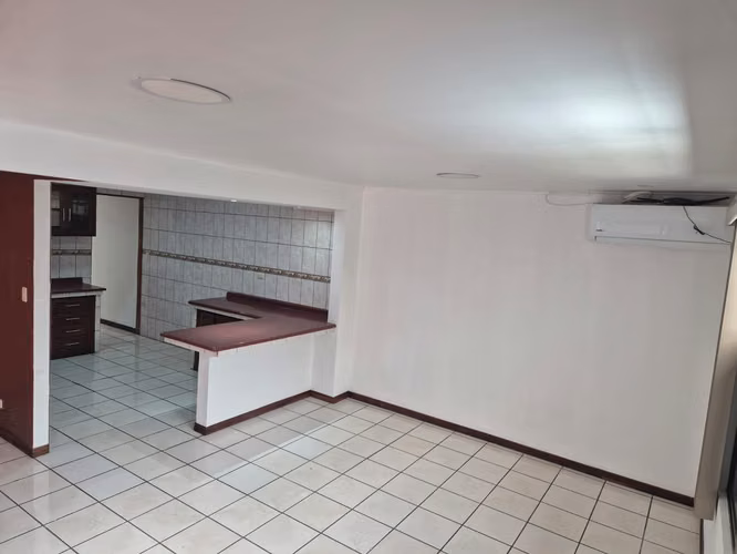 CASA EN VENTA, UBICADA EN URBANIZACION SAN DIEGO. - Imagen 4
