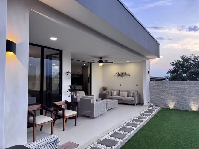 Casa Moderna en Venta en Exclusivo Condominio en Grecia - Imagen 4