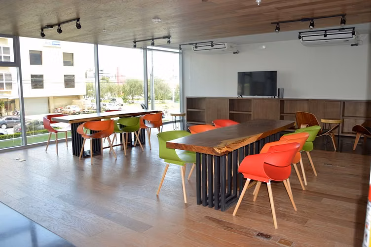 Apartamento con balcón y vista a la Cordillera | Frente al Parque del Café - Imagen 15