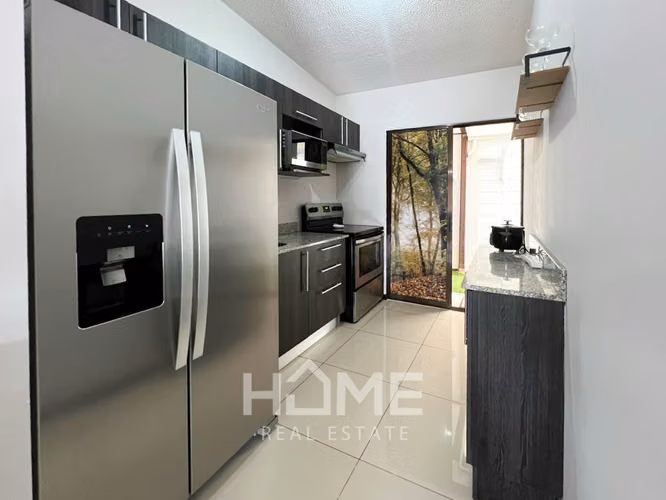 Apartamento Amoblado en Alquiler en La Trinidad de Moravia - Imagen 7