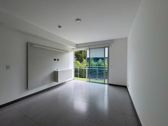 Alquiler de apartamento con línea blanca en Escazú - Imagen 2