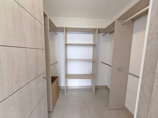 Casa en alquiler con línea blanca en Escazú - Imagen 10
