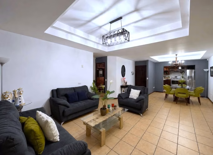 Casa en Venta en Residencial, Coronado. Ubicación Céntrica, 3 Habitaciones, Patio. - Imagen 3