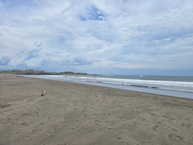 Casa Frente al Mar con Piscina Privada en Playa Tivives | Vista Espectacular + Airbnb Ready - Imagen 14