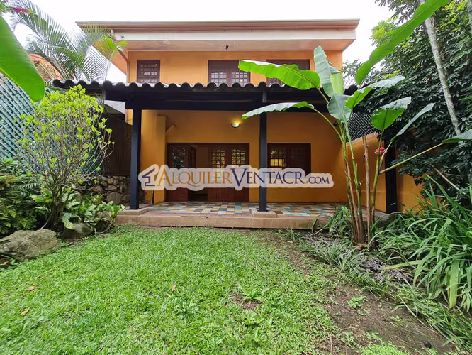 OPORTUNIDAD! PROPIEDAD DE 1.400 M2 CON 2 CASAS EN SAN RAFAEL ESCAZU X COUNTRY CLUB - Imagen 8