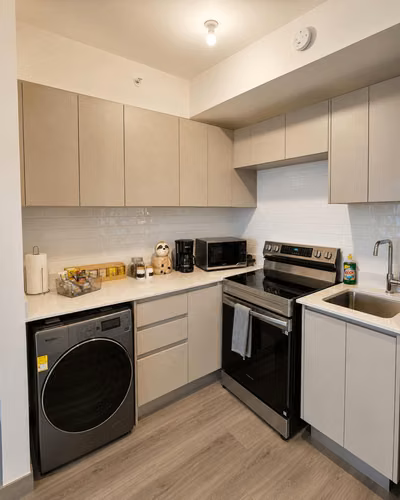 Alquiler  SER Escalante Apartamento tipo Estudio amueblado con vista directa al Parque Francia. - Imagen 4