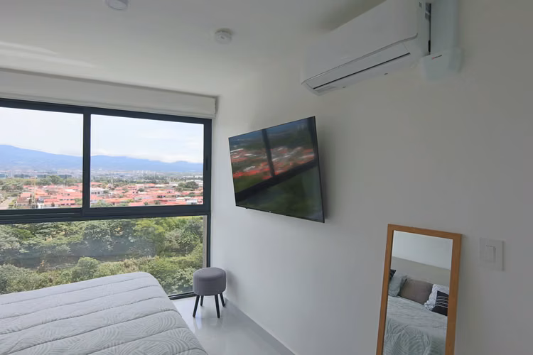 Venta Apartamento Moderno de 2 Habitaciones con Vistas Panorámicas en San José - Imagen 9