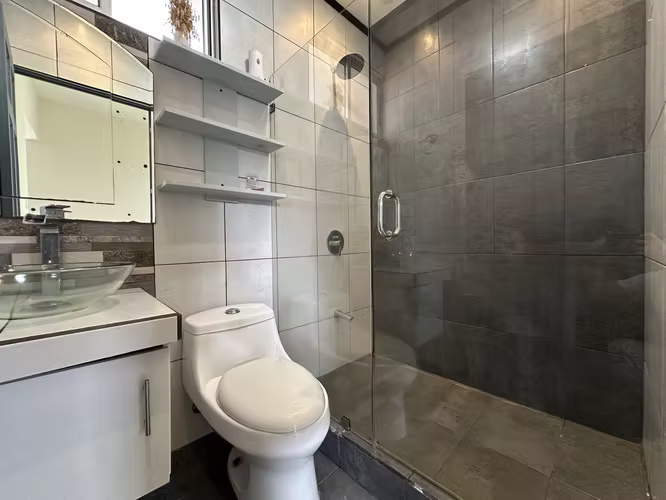 Casa en condominio | 312 m² | 3 habitaciones | 3 parqueos - Imagen 3