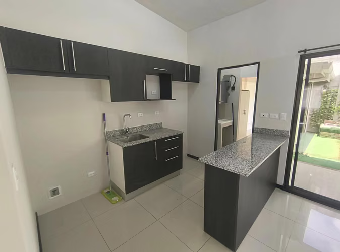 SE ALQUILA CASA EN CONDOMINIO VALLE SAN LORENZO - HEREDIA - Imagen 5