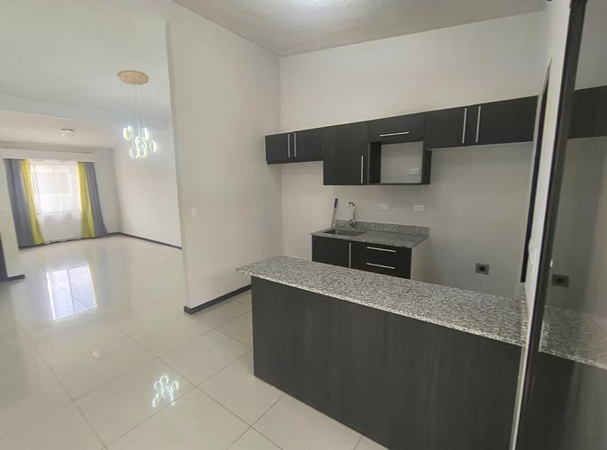 SE ALQUILA CASA EN CONDOMINIO VALLE SAN LORENZO - HEREDIA - Imagen 1