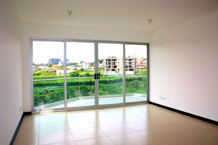 Apartamento de 3 Habitaciones con Vistas en Torre Paradisus Rohrmoser Pavas - Imagen 9
