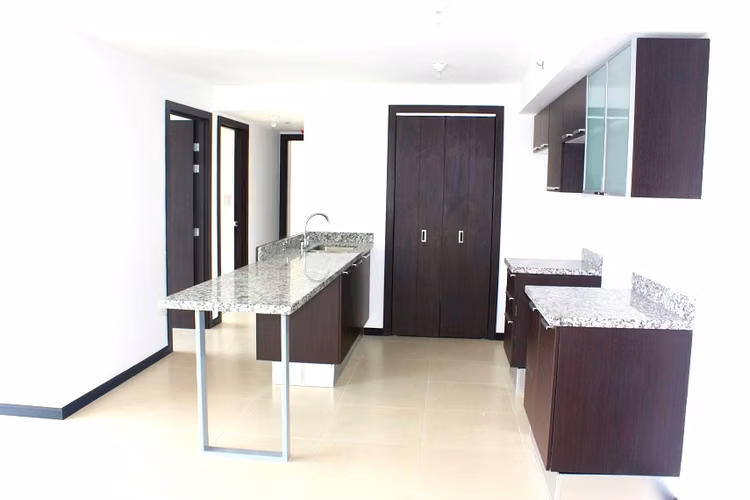 Apartamento de 3 Habitaciones con Vistas en Torre Paradisus Rohrmoser Pavas - Imagen 2
