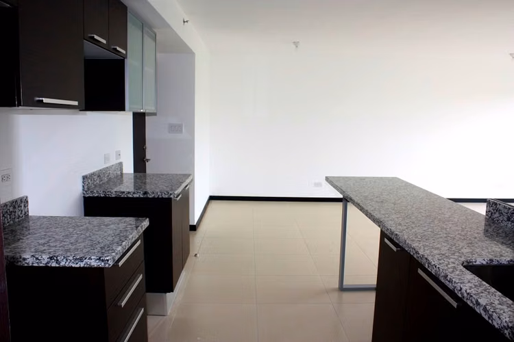 Apartamento de 3 Habitaciones con Vistas en Torre Paradisus Rohrmoser Pavas - Imagen 11