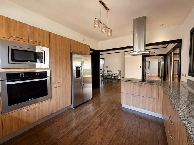 VENTA / ALQUILER DE CASA EN BOSQUES DE LINDORA* - Imagen 5