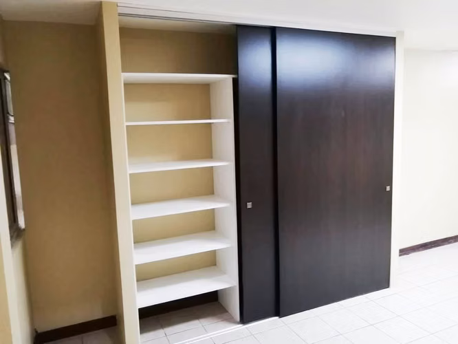 Apartamento en segundo piso, Santa Ana 350.000 - Imagen 7