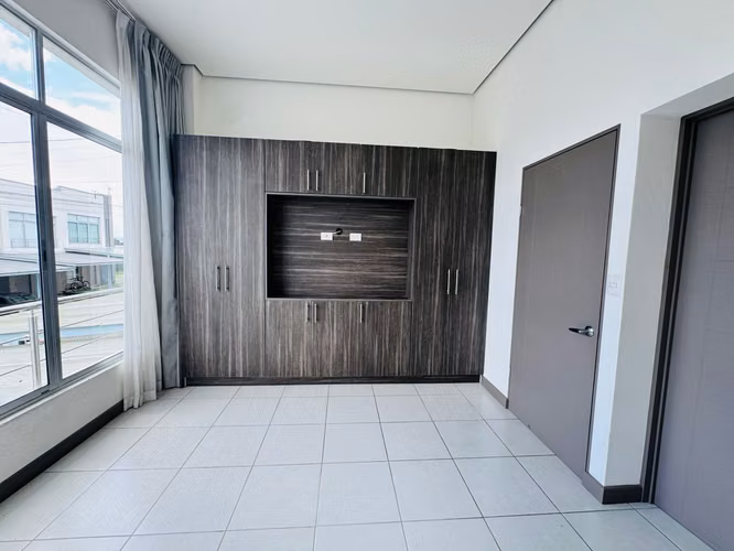 ALQUILER DE CASA EN CONDOMINIO MONTES DE OCA - Imagen 10