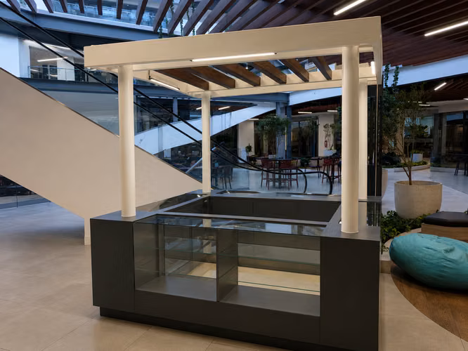 ALQUILER DE KIOSKO EN PLAZA COMERCIAL DE CARIARI - Imagen 8