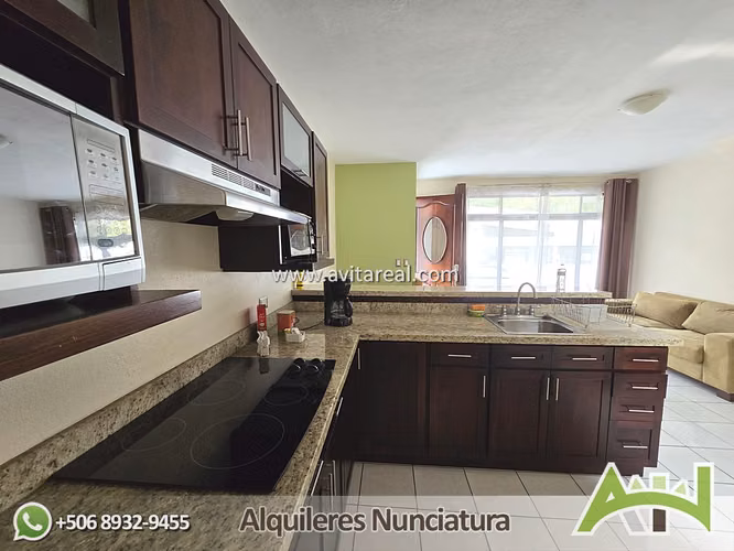 Apartamento Amueblado en Guachipelín de Escazú con AC - Imagen 5