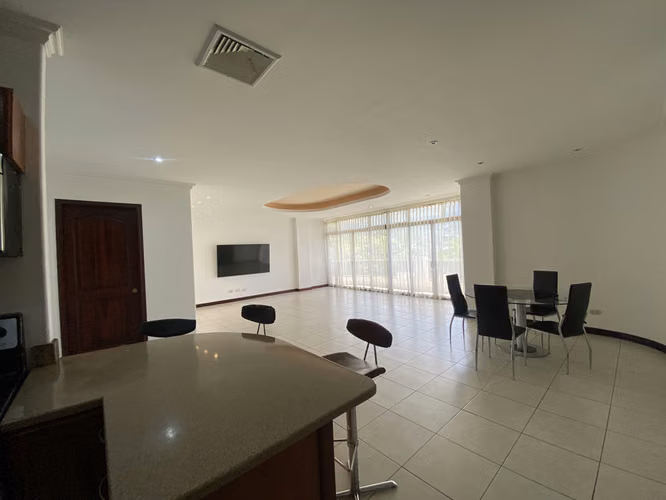 *VENTA DE APARTAMENTO EN ESCAZÚ - Imagen 8