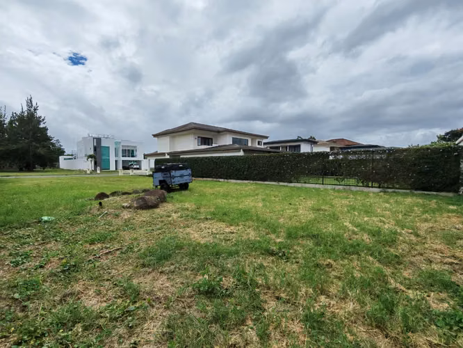 Se vende hermoso lote en Santo Domingo de Heredia. Residencial Exlusivo. - Imagen 9