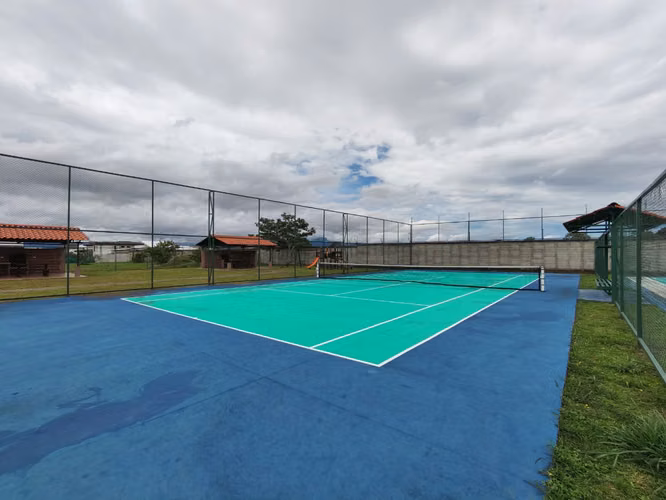 Se vende hermoso lote en Santo Domingo de Heredia. Residencial Exlusivo. - Imagen 13