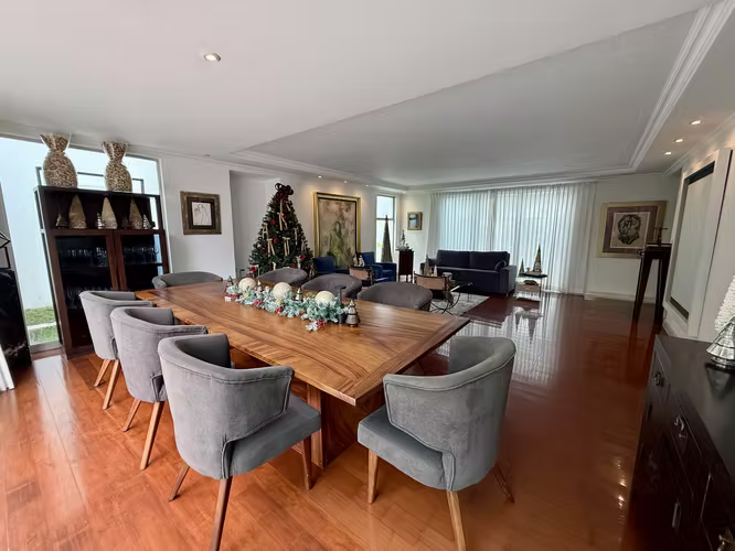 VENTA Casa con Piscina Privada en Santa Ana Centro (MJ) - Imagen 12