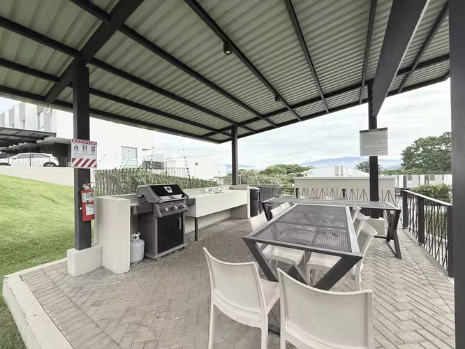 Alquiler hermosa casa en condominio con amenidades - Imagen 19