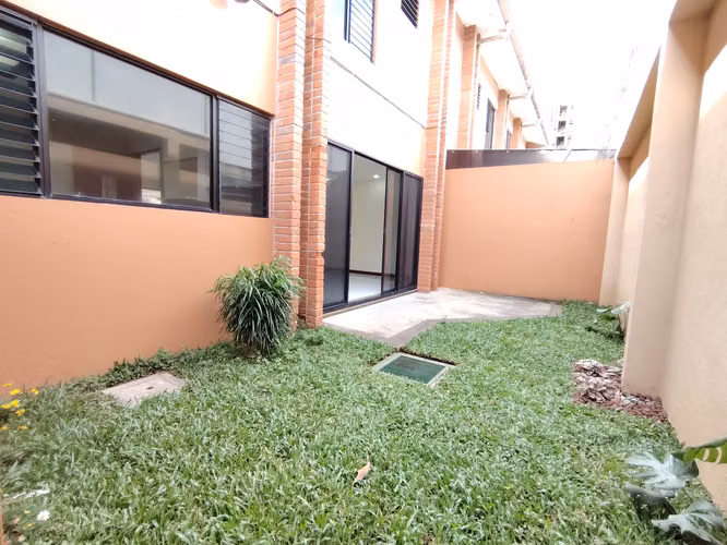 Casa Condominio Escazu- Patio- 3 Habitaciones - Imagen 20