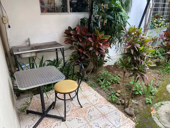 Un piso amueblado, seguro ytranquilo. Cerca de Ucimed - Imagen 3
