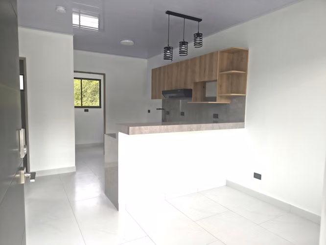 ALQUILER APARTAMENTO 450.000 COLONES SAN RAFAEL DE ESCAZU