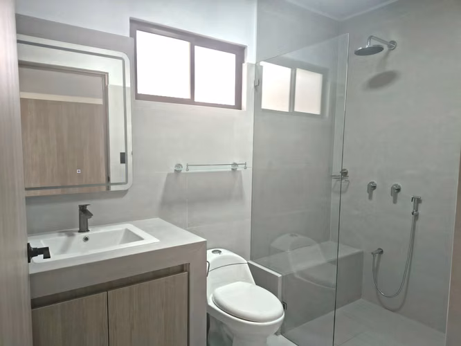ALQUILER APARTAMENTO 600.000 COLONES SAN RAFAEL DE ESCAZU - Imagen 2