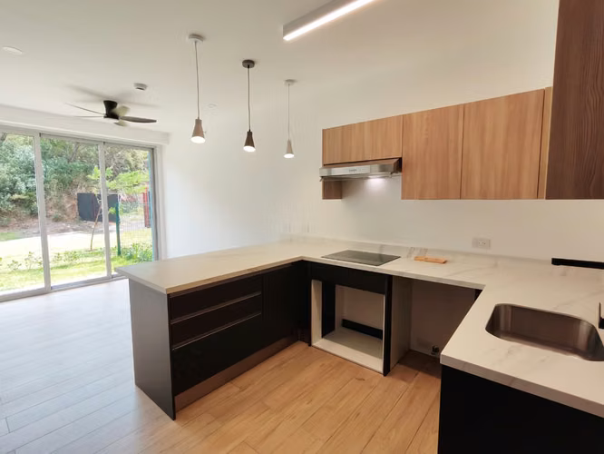 Se alquila apartamento de 1 habitación en Rio Oro de Santa Ana. - Imagen 3