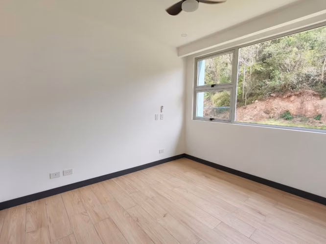 Se alquila apartamento de 1 habitación en Rio Oro de Santa Ana. - Imagen 12