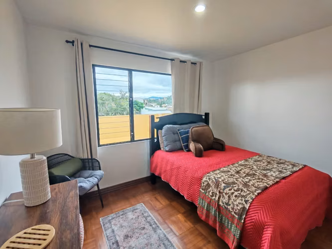 Se vende hermoso apartamento remodelado en Trejos Montealegre. - Imagen 15