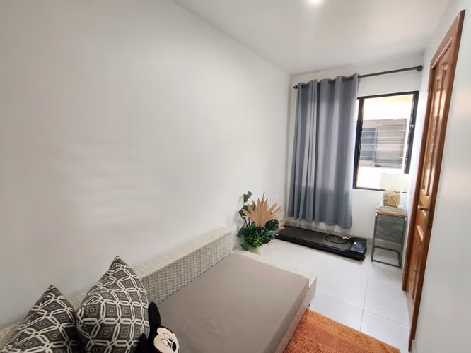 Se vende hermoso apartamento remodelado en Trejos Montealegre. - Imagen 8